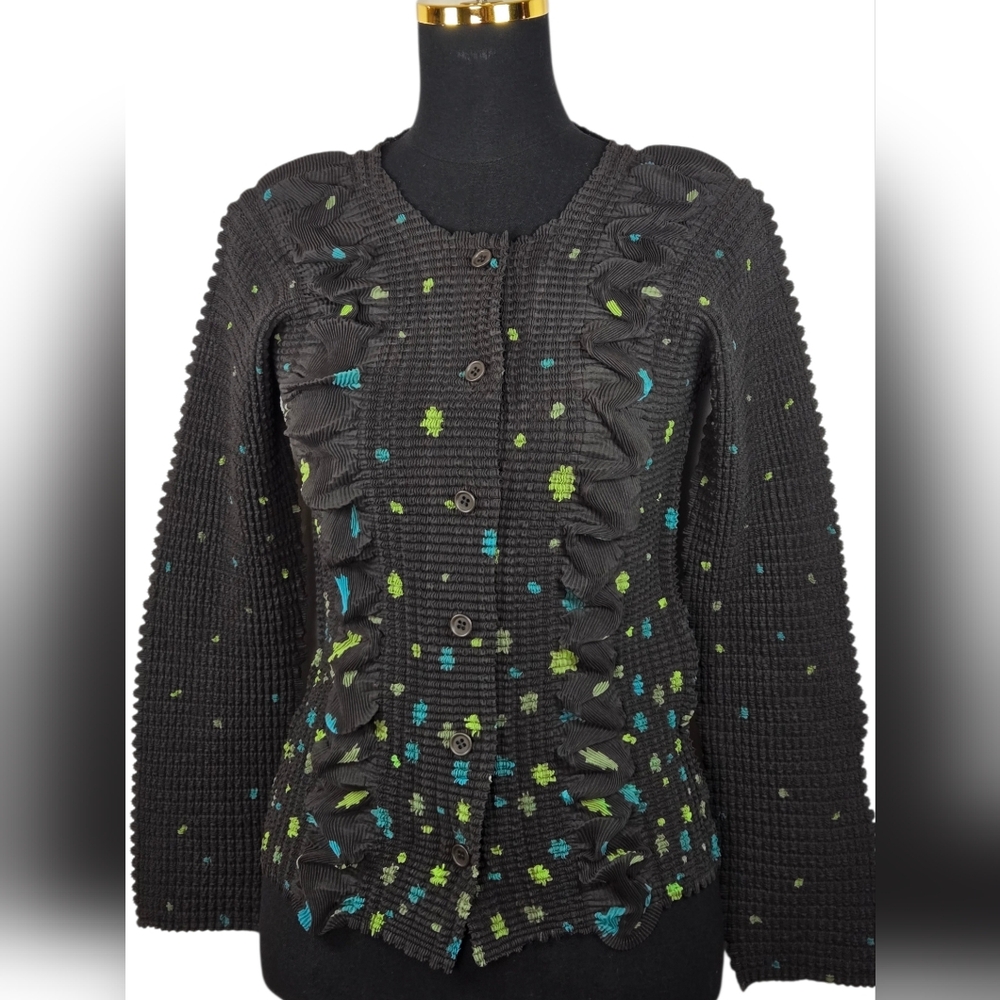 Issey Miyake IM29 FJ946 Rare Textured Pleated Button Front Top Size 3 - Picture 1 of 13